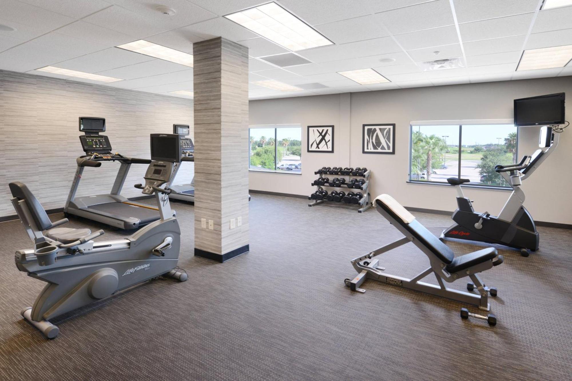 Courtyard Marriott Houston Pearland Hotel Bagian luar foto