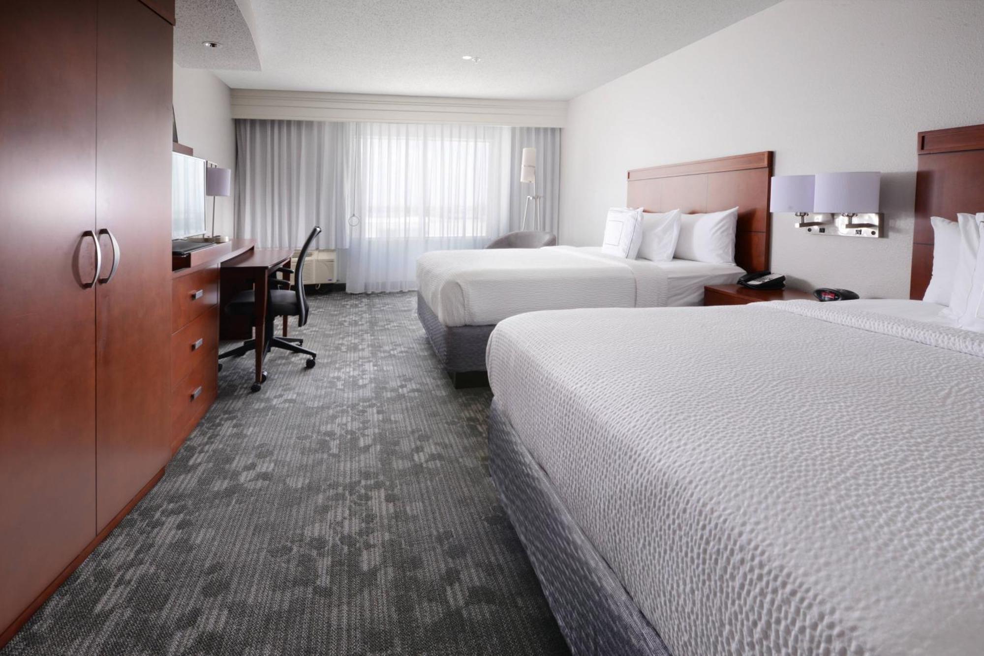 Courtyard Marriott Houston Pearland Hotel Bagian luar foto