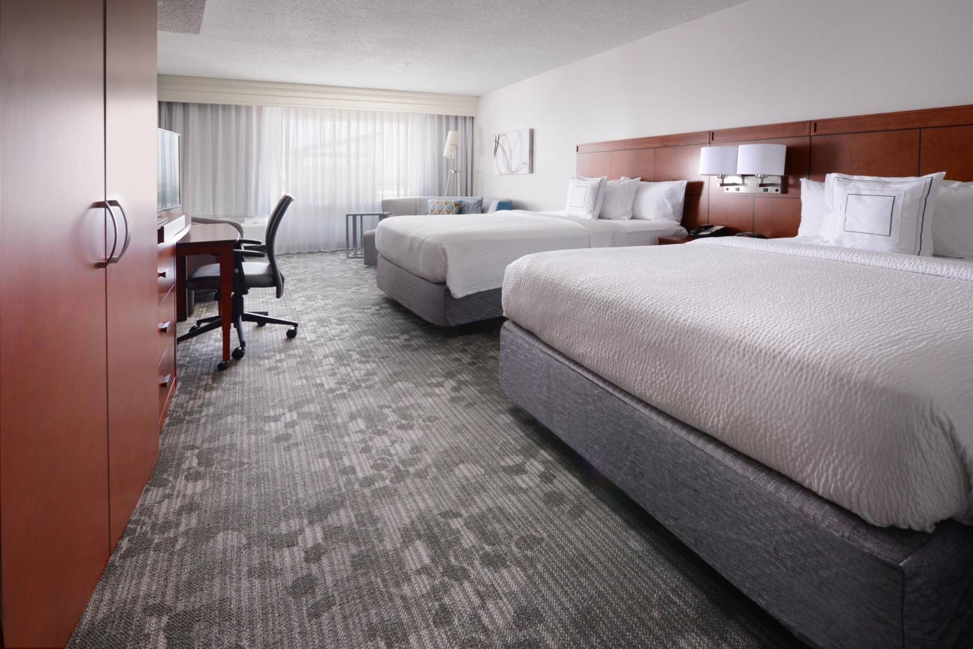 Courtyard Marriott Houston Pearland Hotel Bagian luar foto