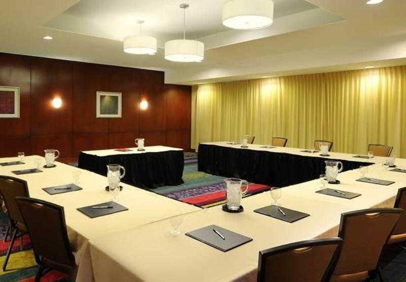 Courtyard Marriott Houston Pearland Hotel Fasilitas foto