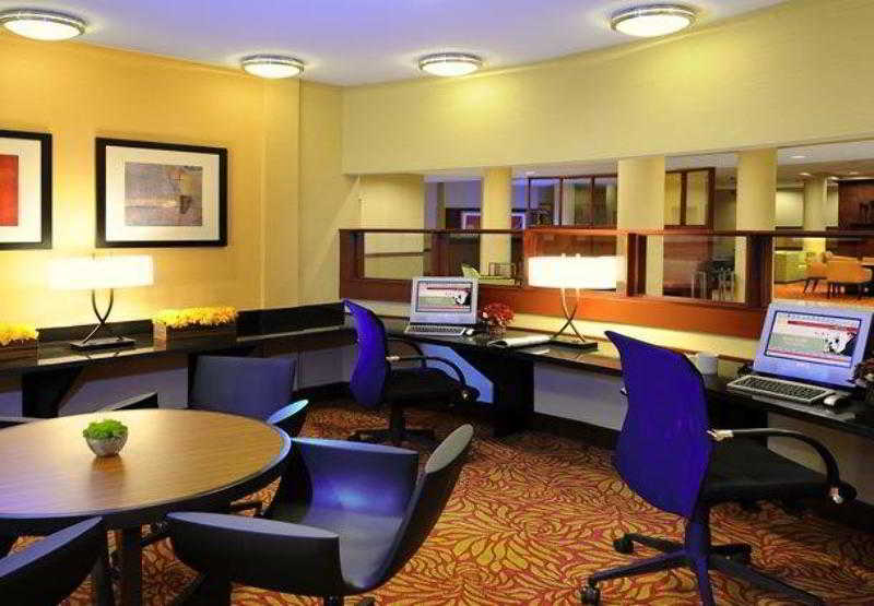 Courtyard Marriott Houston Pearland Hotel Bagian luar foto