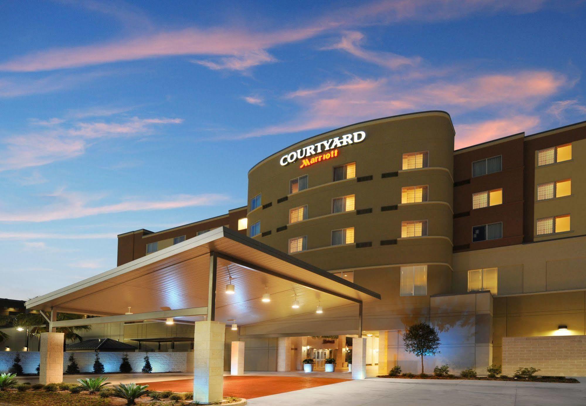 Courtyard Marriott Houston Pearland Hotel Bagian luar foto