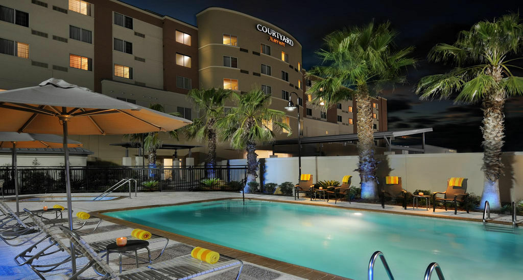 Courtyard Marriott Houston Pearland Hotel Bagian luar foto
